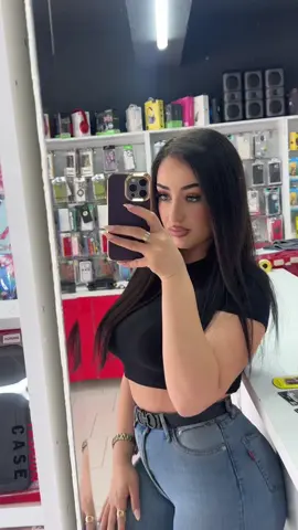 @2TON #gjithqka #vira #viralllllll #albania #albaniangirl 🌹