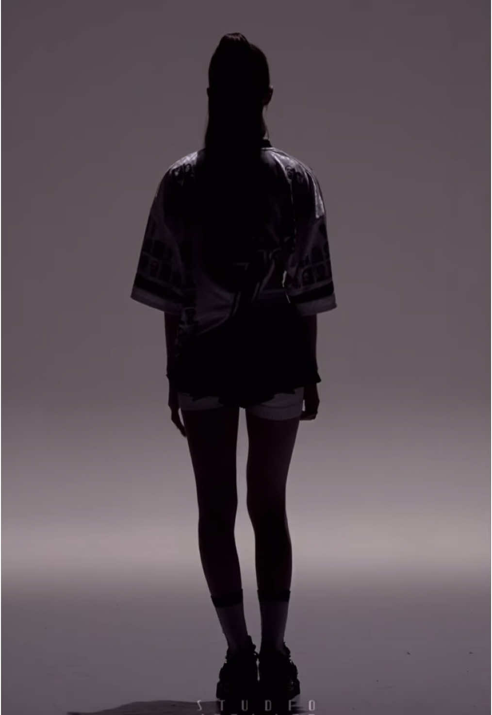 HANDS UP ELLA FANCAM #ELLA #MEOVV #ellagross🦋 #meovvhandsup #fyp #fyppppppppppppppppppppppp 