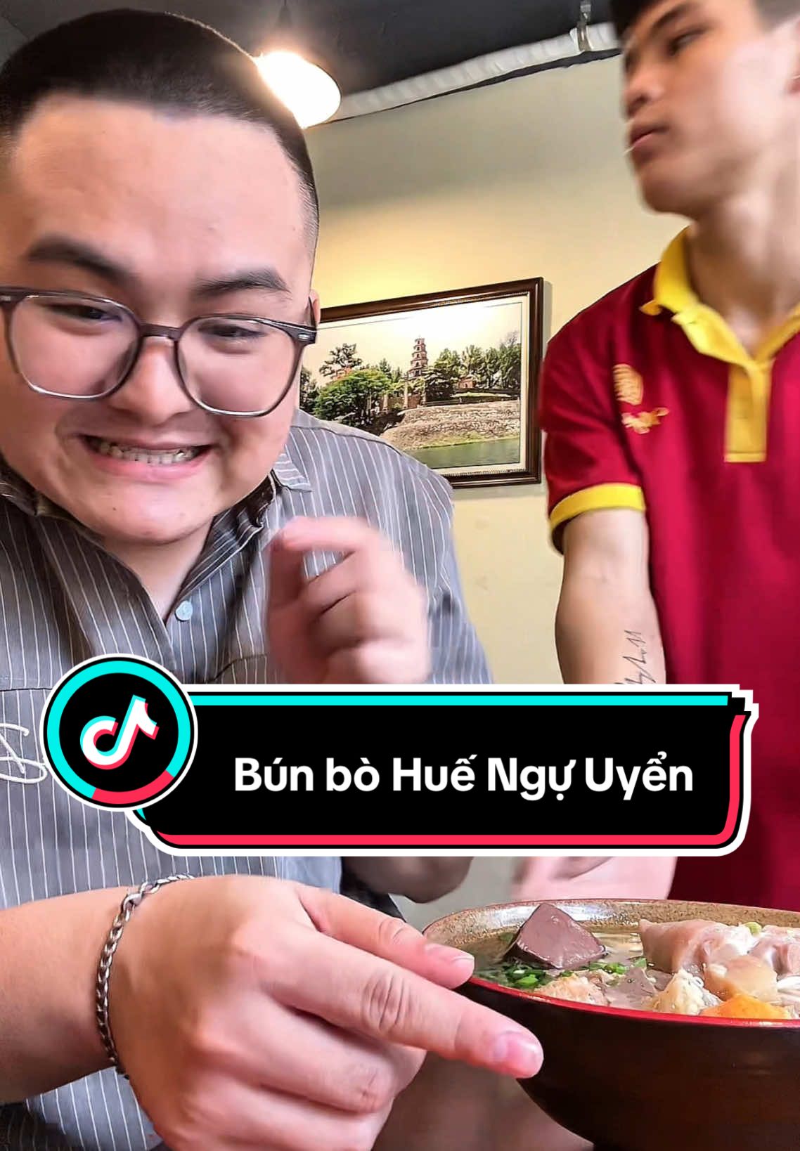 Nay đi làm, buổi trưa choén bát bún bò Huế rồi lại được nghỉ 2 ngày 🥴 #cuong10yen #dailyvlog #mukbang #asmr #ancungtiktok #anhang #bunboHue