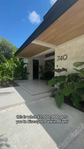 #realestate #southflorida #architecture #miamirealestate #housetour 