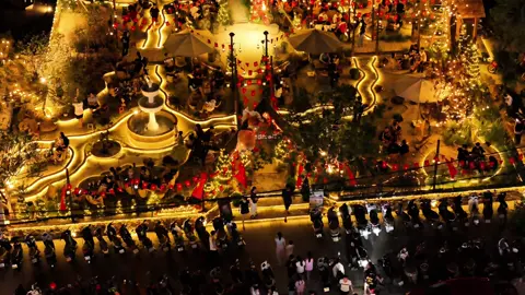 Tiệm cafe tháng 12 nhìn từ trên cao  Tiệm của tớ nằm gần Ba Vì, ngay cạnh Vườn Vua Resort và gần khu Whynham, trên cung đường dẫn đến Tà Xùa... Mọi người nhớ lưu lại địa điểm để ghé chơi nha! #tiemcafethang12 #xuhuong #sanmaybavi #bavi #whynham #vuonvuaresort #taxuahomnay #taxua #lungchungdoi 