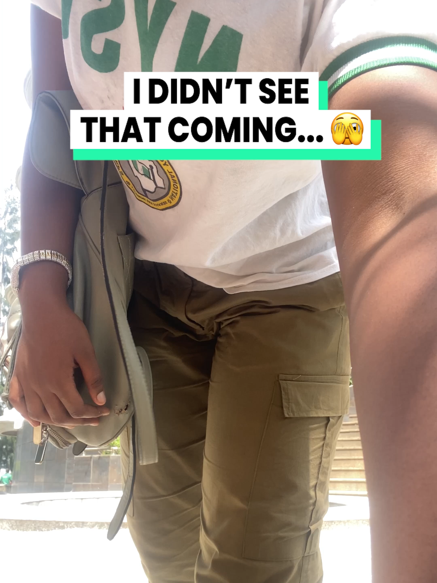 The speed of the other girl tho 😭 (@chinaluu_) #caughtoncamera #funnytiktok #funnymoment #fail ##fails #failvideo