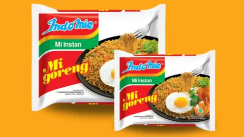 kalian lapar tapi uang pas' an?  indomie solusinya🥰 INDOMIE SELERAKUU🫰🏼 tugas pkk by : @nggitaa_vrl  #tugassekolah #videoiklan #indomie 