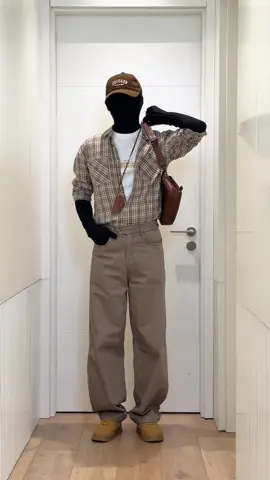 Trông vậy mà vẫn nổi bật nha #fyp #phoido #outfitideas #outfit #xuhuong #LearnOnTikTok 