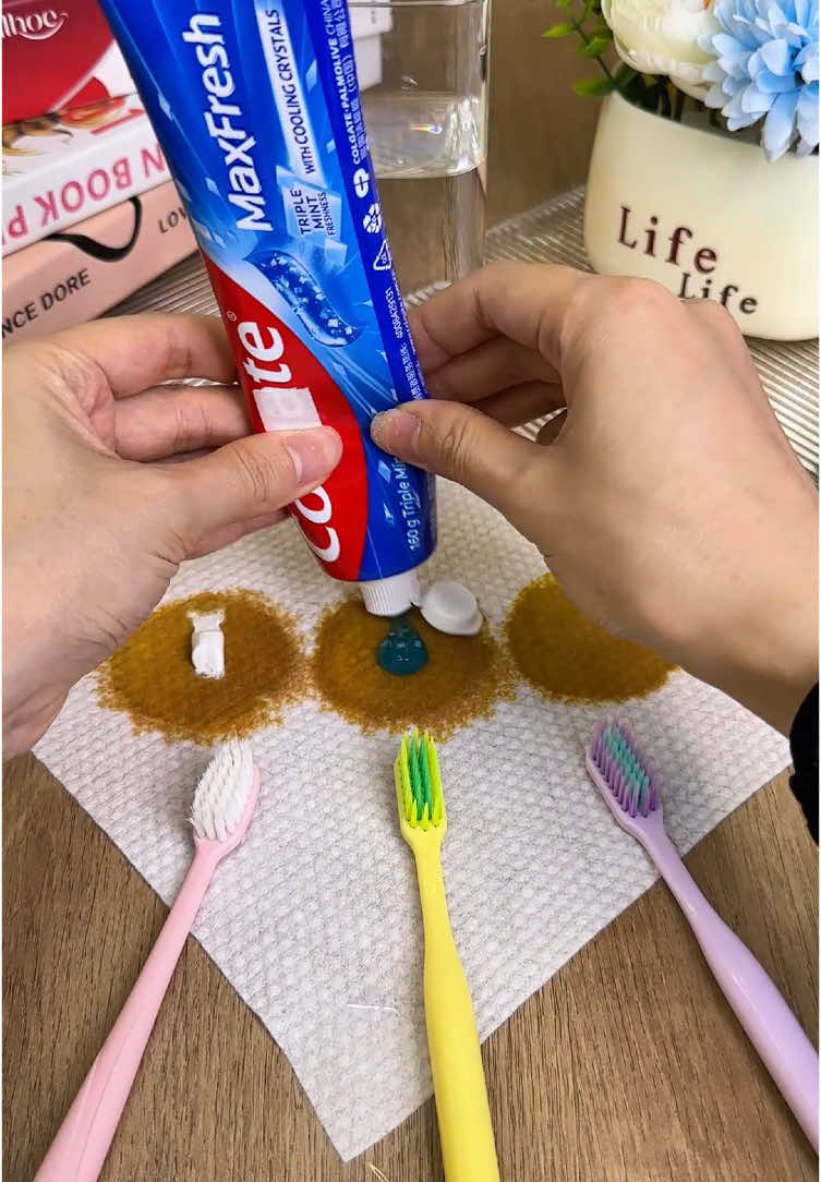 I finally found this, sp10 probiotic toothpaste has the maximum whitening effect without damaging tooth enamel, making your smile whiter! #toothpaste #teeth #teethwhitening#paste#badbreath#whiteningteeth#yellowteeth#fyp#foryou#Viral