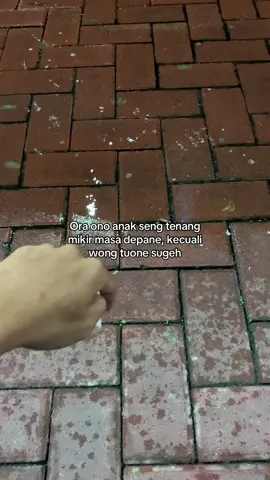 nek ora montang yo manting