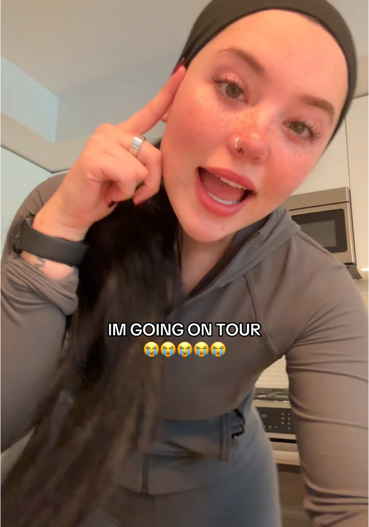 GET UR PRE SALE CODE IN MY BIO AHHHHHH 💙💙💙🥹🥹🥹🥹 #tour #live #livemusic #newmusic #concert #music #flowers 