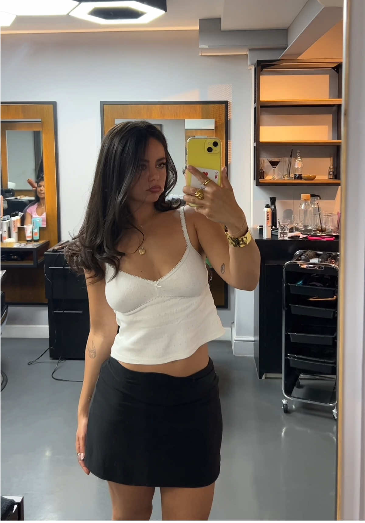 The perfect 90’s blowout with @Fudge Professional 💋 gifted*