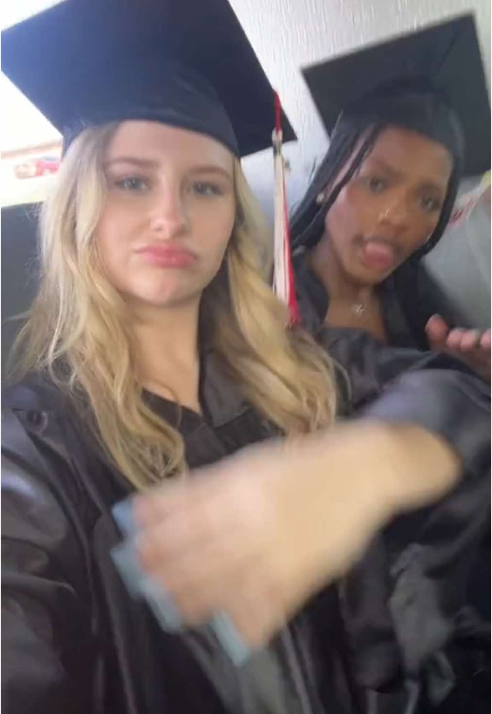 Parade of graduates 🎓#senioryear #graduate #weout @Kamoria Davidson<3 