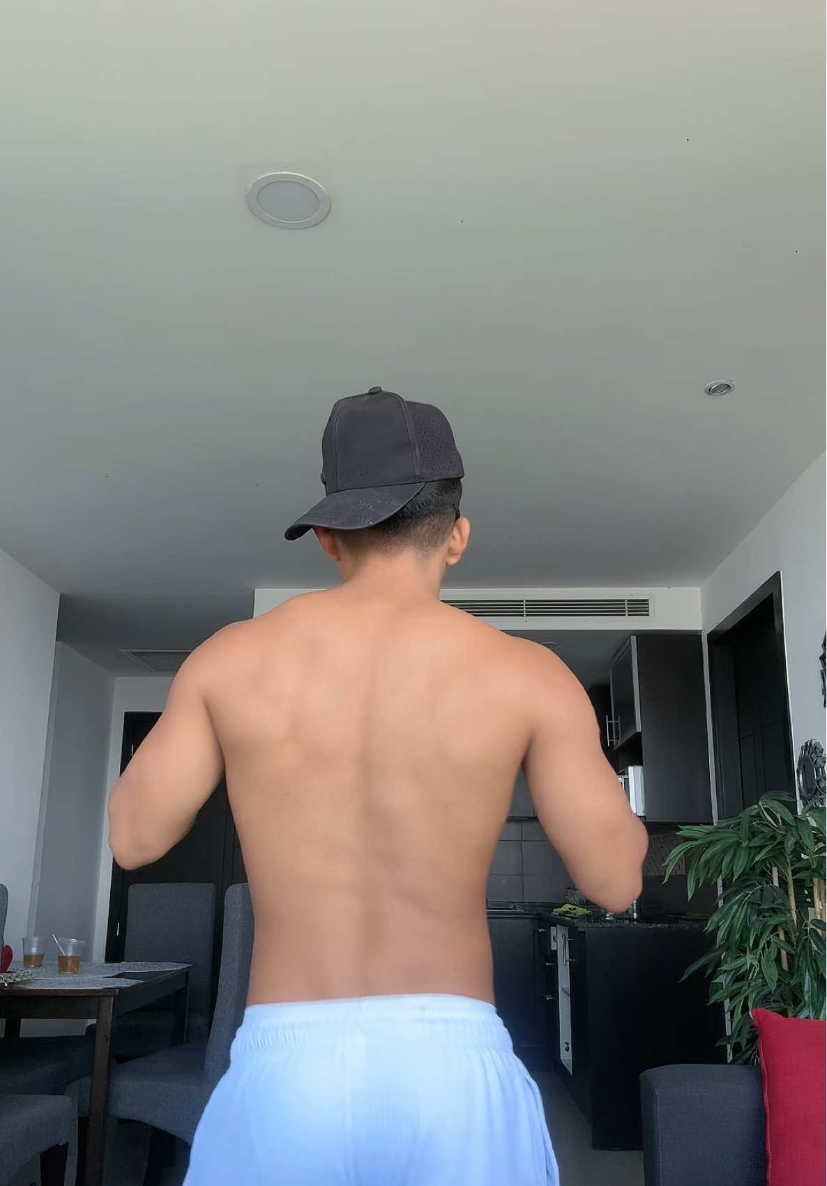#🇪🇨 #jhampoll ya hicieron el trend de @Enrique <3 🥴? 