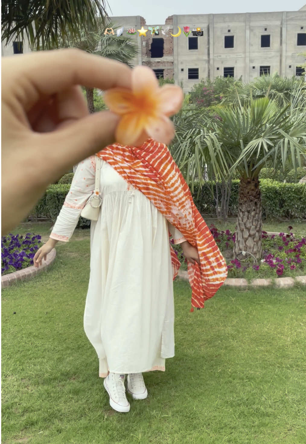 I love this trend 🎀 #bffs #sisters #fyp #modestfashion #modesty #desigirltiktok #desifashioninspo #outfitideas #fitcheck #foryoupage #modestoutfitinspo #besties #duo 