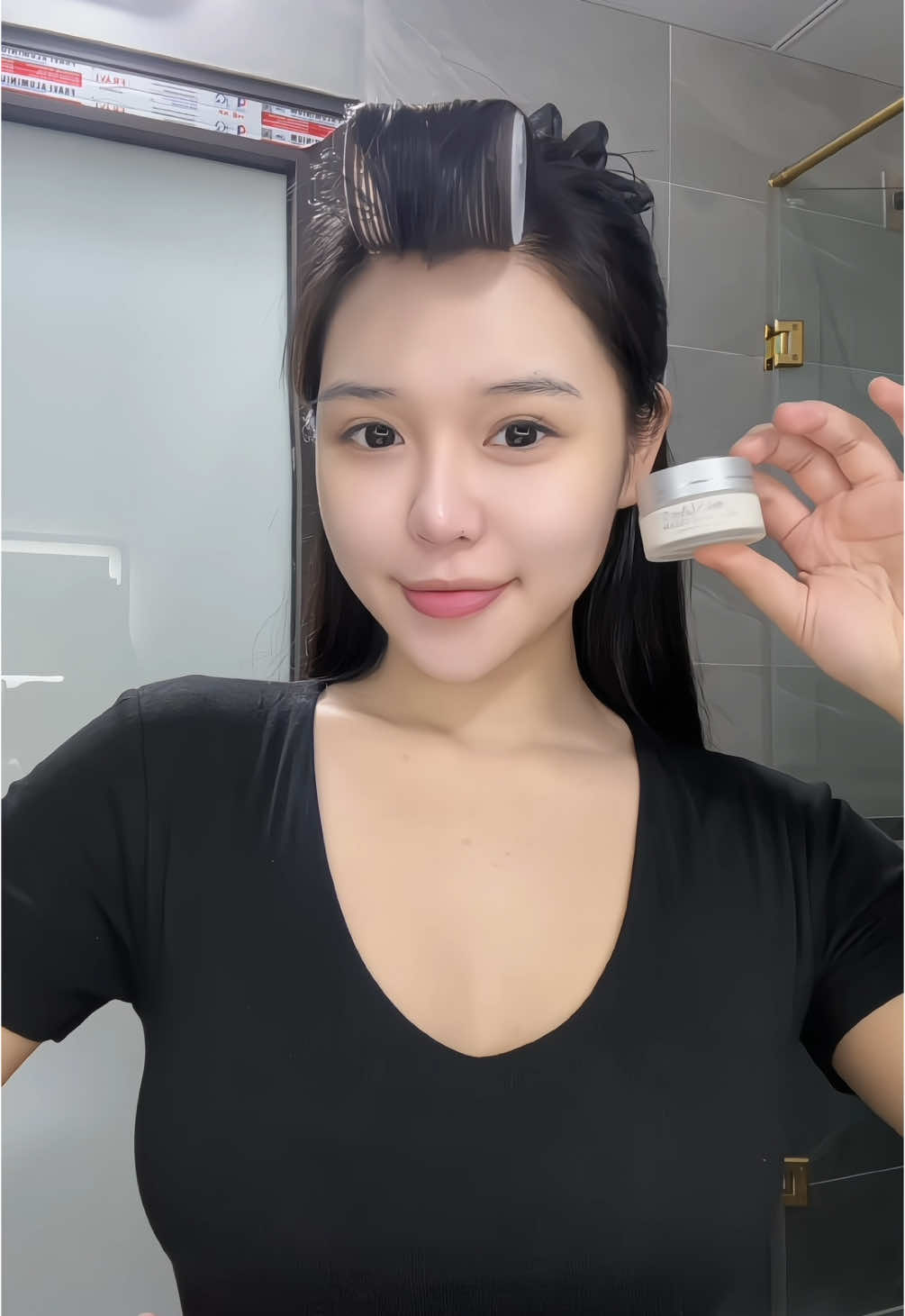 Hè là phải chăm da đẹp nha mng 