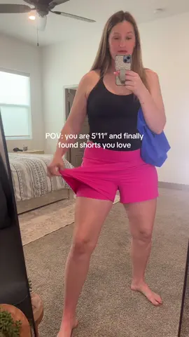 I would run and grab these super stretchy and high waisted yoga shorts while they’re in stock! #activeinhalara #SuperBrandDay @Halara_official 