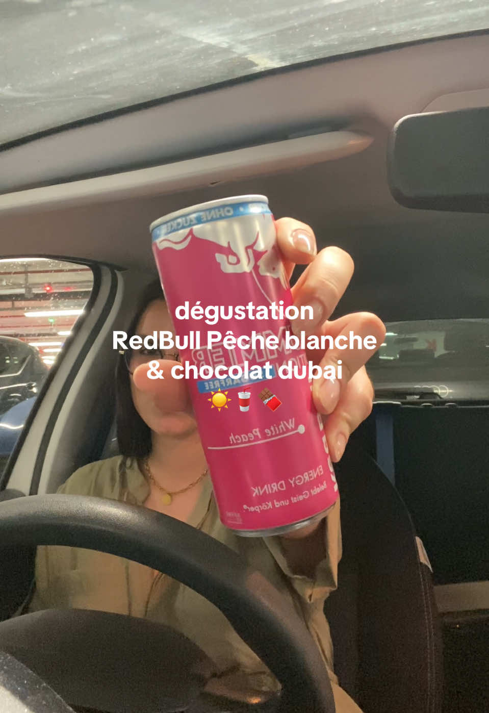 un peu bancale cette histoire   #fyp #fyppp #pourtoi #dubai #degustation #redbull  @redbullfrance 