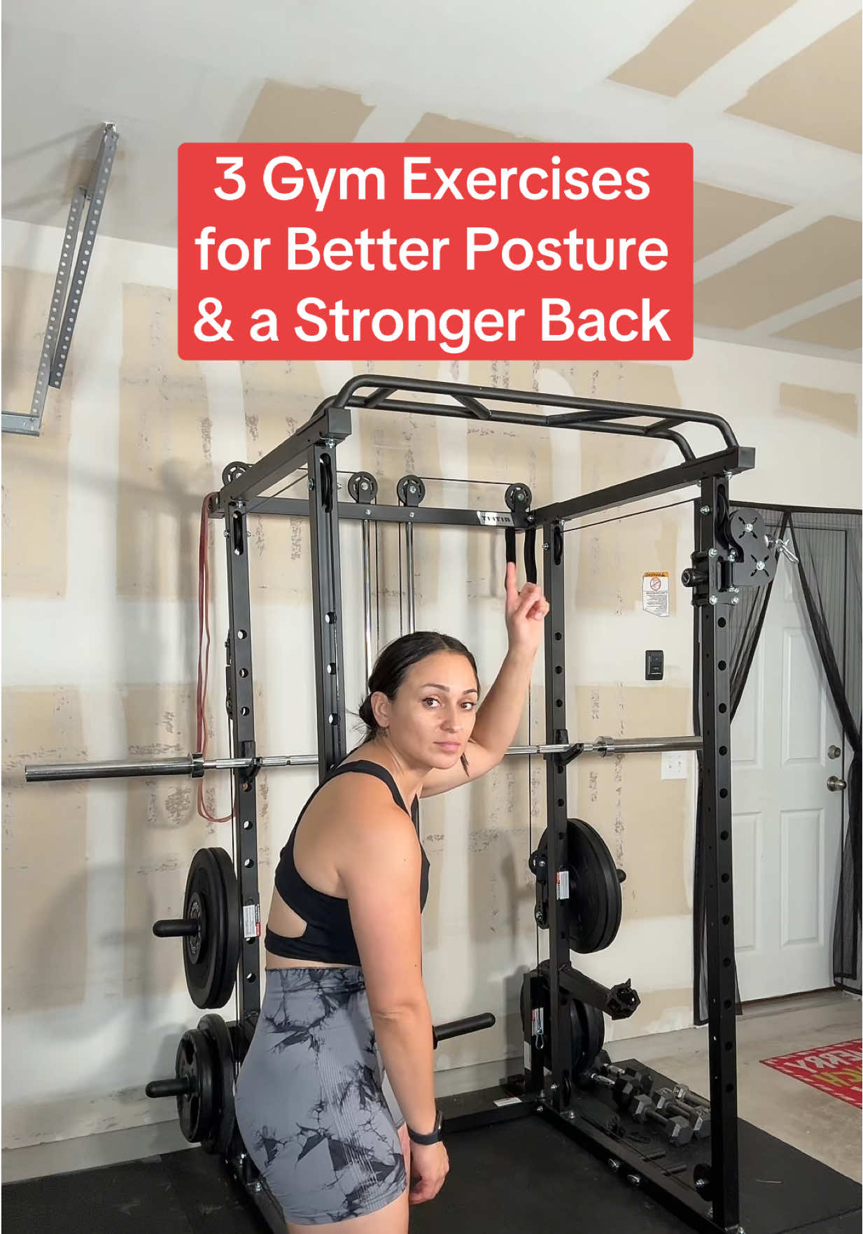 The CUES and FORM are the most important part for your best posture and to really maximize the exercise. 👉🏼If you need a gym based program to get strong, have good posture, and stay pain free… ⚠️Comment STRONG and I’ll send you details on my new Align & Define Gym Program🙌🏼🏋️ . . . #posture #backexercises #strongback #gym #GymTok #exercisetips #posturecorrection #gymprogram 