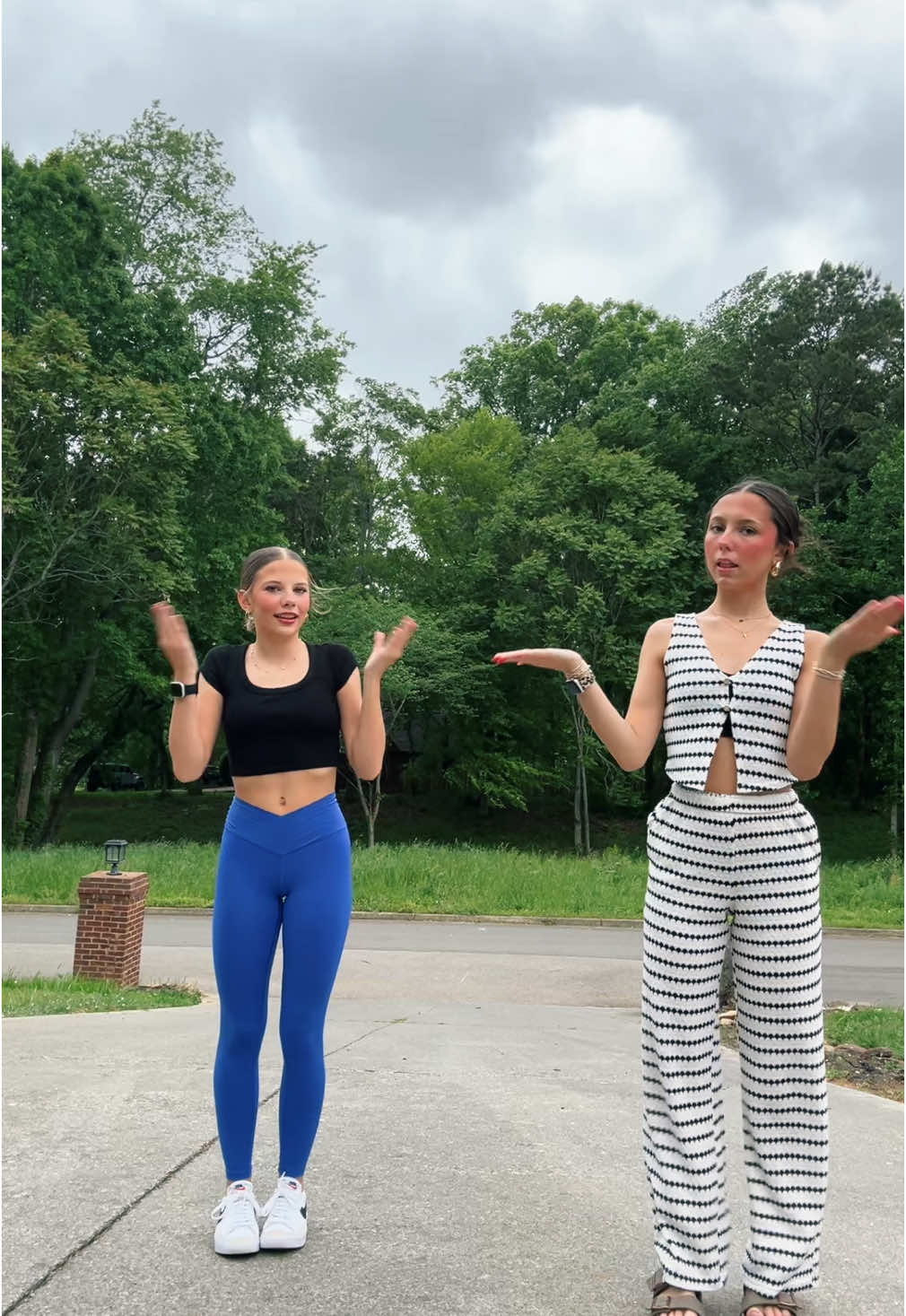 your favs are back😚🤞🏽💖#Jesulovesyou #fyp #viral #bsf @callie_santel 