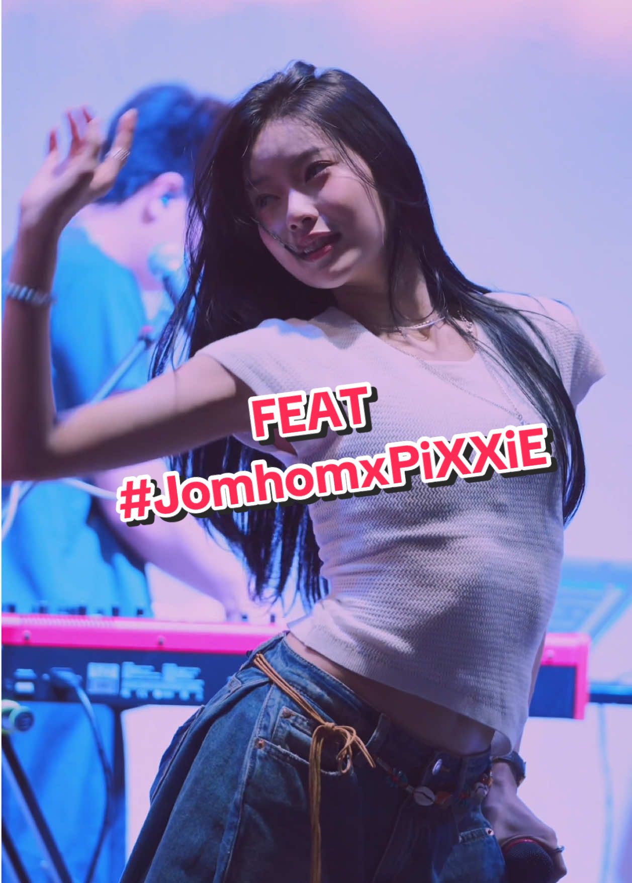 Get set go Wahhhh!! @mmabelz  #Jomhom #JomhomxPiXXiE #PiXXiE #FEAT #FEAT_PiXXIE #มาเบล #mmabelzz #Mabelz_PiXXiE #TPOP #FANCAM #LattèGallery