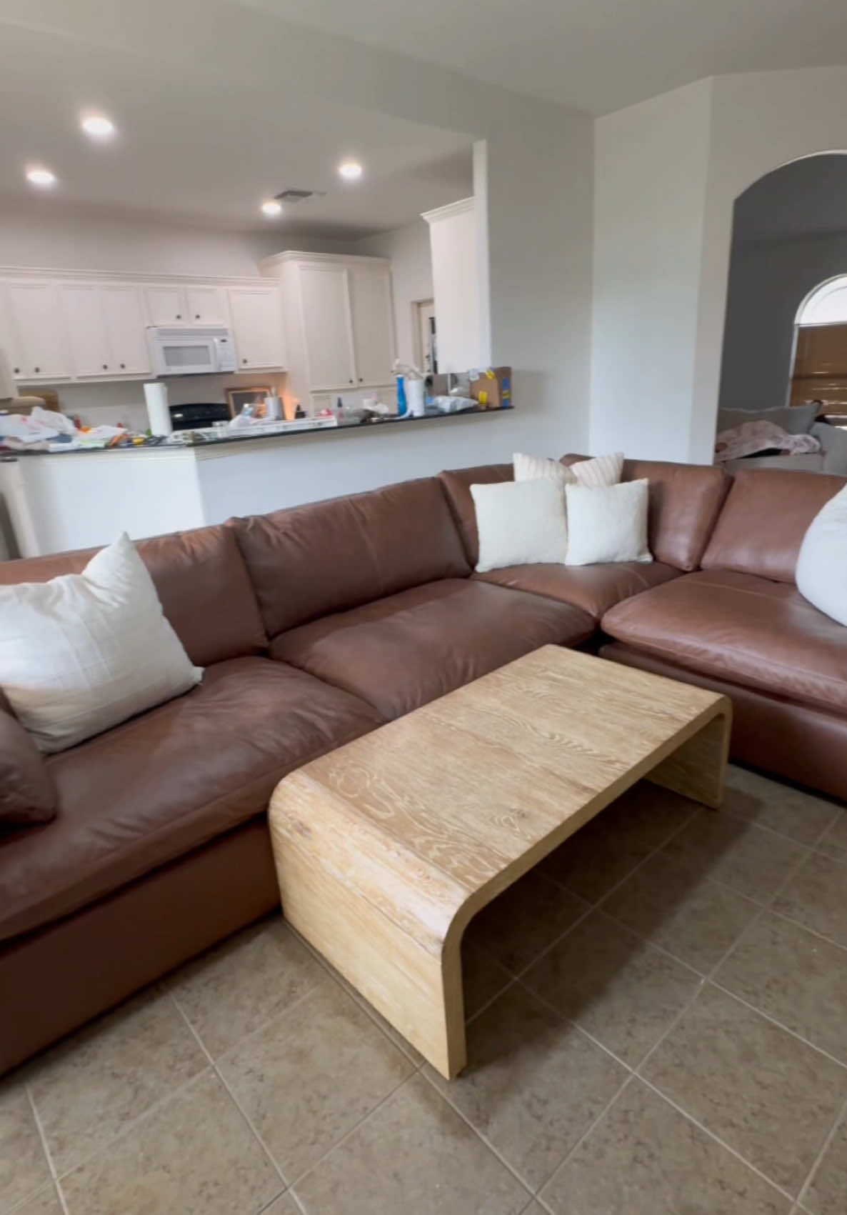 Catch me sleeping on the couch!😎#greenscreenvideo 