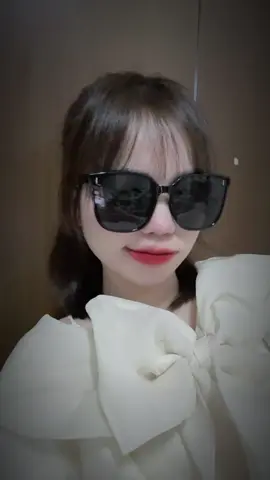 Nhìn cái mặt trông chán không 🤪