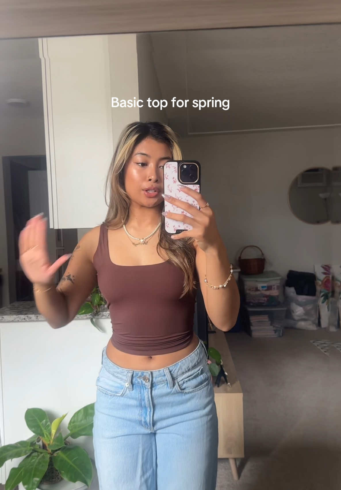 Such a cute top #pumiey #springoutfit #basictops #tanktop 