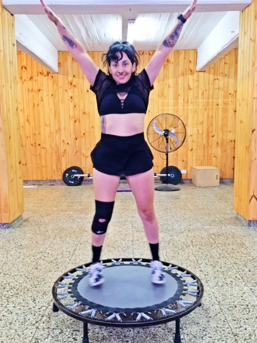 Emilia - Bunda #jumpersfit #jumpers #jumping #jump #Fitness #fitnesstiktok #minitrampolin #fyp #fypagee #paratitiktok #jumperworld #jumping #jumpingfitness #jumpersjump #fyp #Gym #coreografia #motivation #dancer #danse 