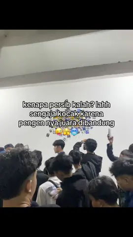 tpi cironya di red🫠 #bandunghits #persibbandung #champion #juara1 #nothernwall20 #nw #bobotoh