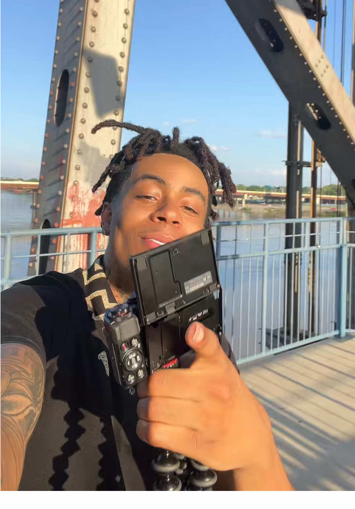 New YouTube vlog out now link in bio🔥🎥#youtuber#cjgroovy #fyp 