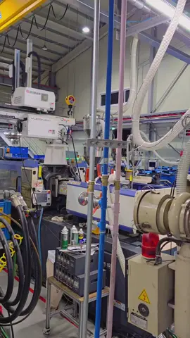 kamu dapat pabrik didaerah pegunungan😍😍    #korean #pmikorea🇮🇩♡🇰🇷 #tkikorea🇰🇷🇮🇩 #koreanvibes #4u #pejuangwon🇰🇷🇲🇨 #foryoupage 