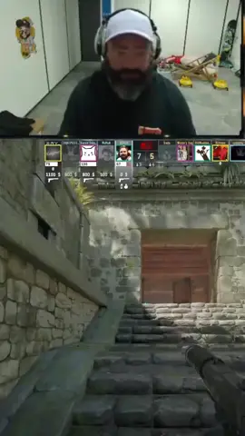Mon mate @moman_us n'en peux plus de moi @twitch @twitchclipsssfr @about_counterstrike2