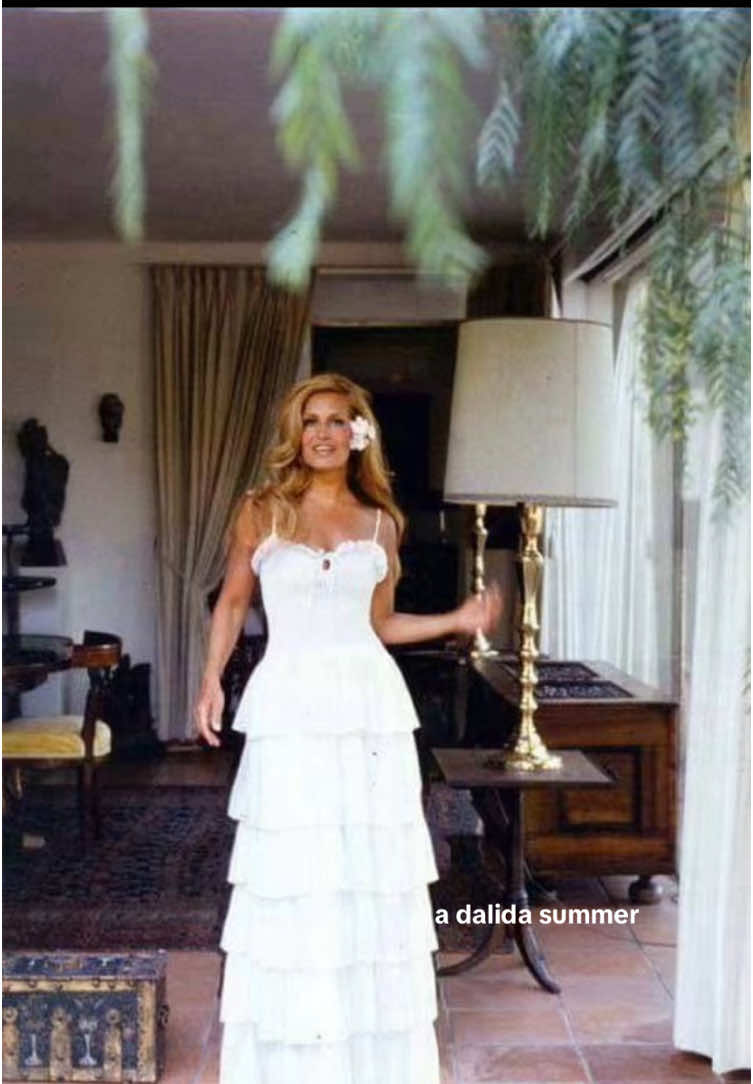 outfit inspo for a sublime summer from the fashion icon of the 60s and 70s ☀️👙 #dalida #europe #ss2025 #fashion #mediterraneansummer #italia #outfitinspo #pinterest #aesthetic #Summer #vintage #dresses #fyp #viral #SummerFashion 