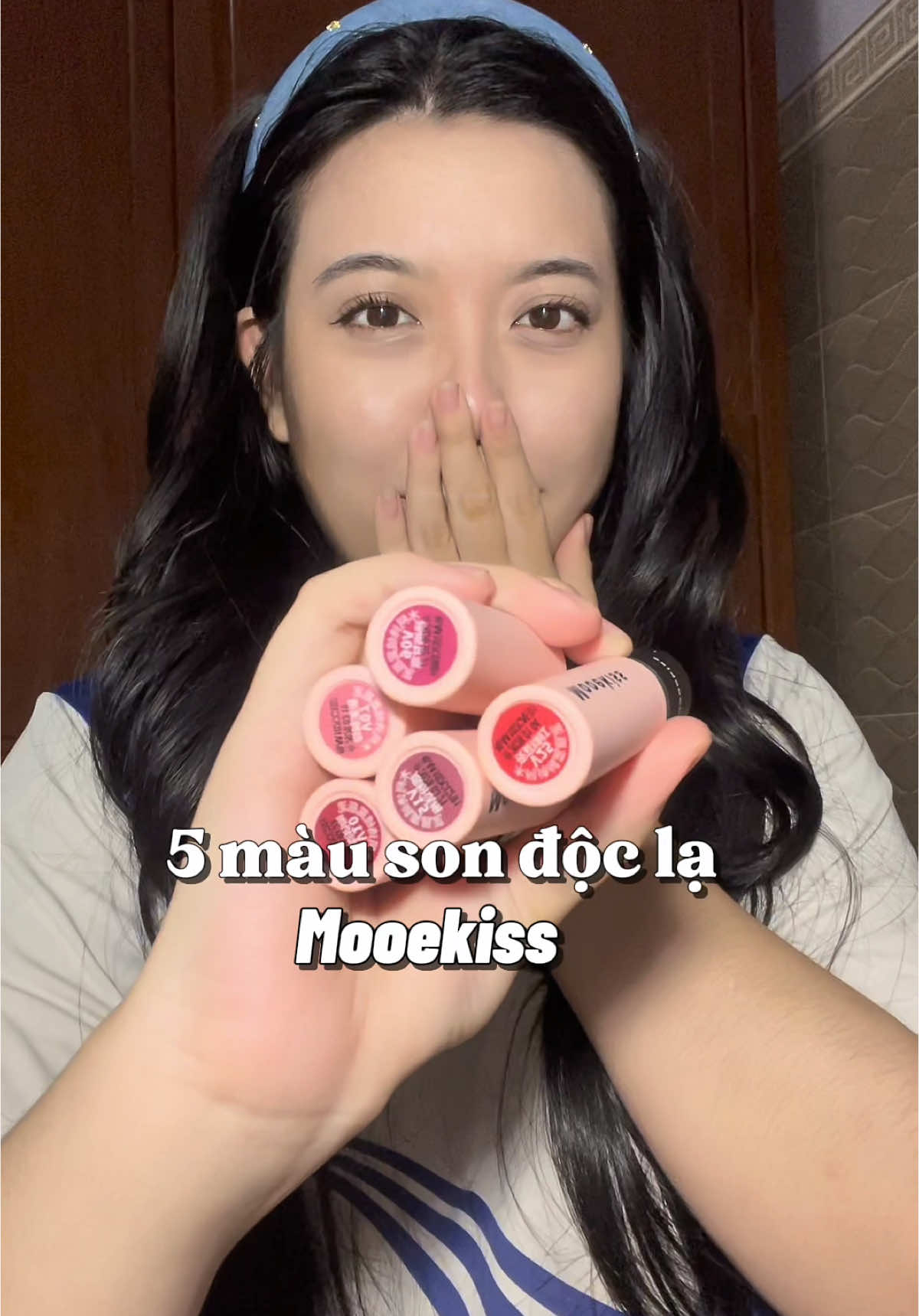 Gần 2 phút swatch 5 màu son bị underreated của MOOEKISS #sonmoi #sonkem #goclamdep #fyp #reviewlamdep #xuhuong #sonMLBB #swatchson #viral #nganngungay 