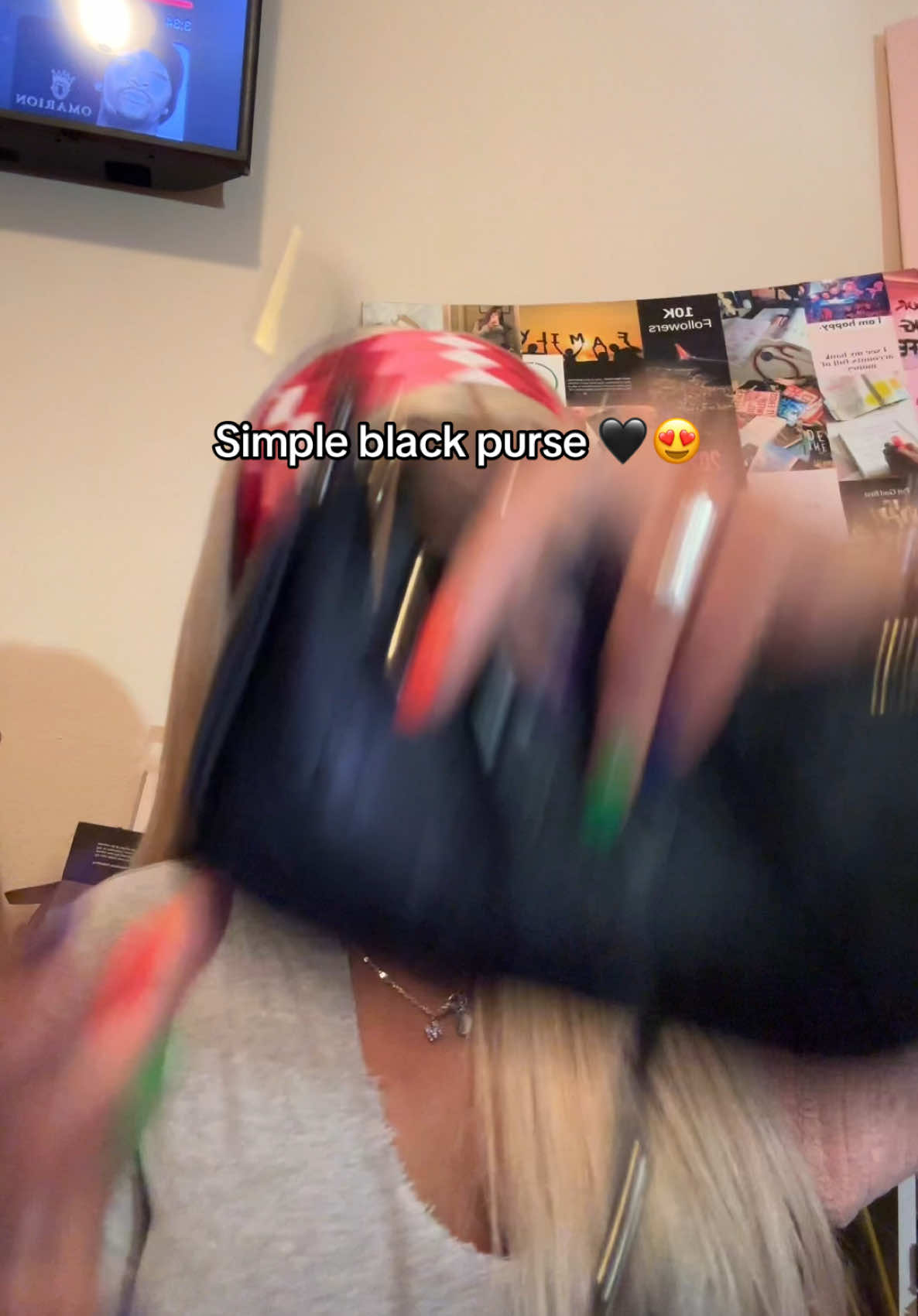 I love black purses 😍