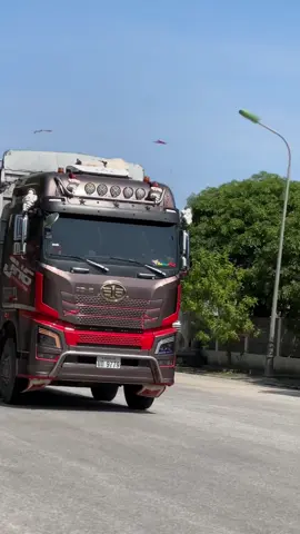 Ae 38 xin chào 👋 #xuhuongtiktok #xenoidiatrungquoc #kenthai #sitrack540 #fawjh6 