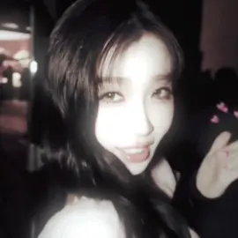 shes so baby i love her sm 😭  ⠀⠀ scp : kikuclips & lhiclips  ⠀⠀ #estheryu #yushuxin #fyp 