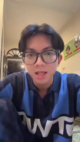 tuh guyss kak kori gak pernah beda bedain koriZen yang ikut berlangganan atau yg gak ikut kak kori sayang kalian semua ,tapi kalian yang keras kepala yang mikir kak kori gini itu kak kori pilih kasih gak guys kak kori kyk gitu ya karna mereka udah bayar duluan jadi mereka nonton duluan.  jadi stop mikir kalau kak kori pilih kasih. jadi koriZen yang dewasa aja ya kasihan kak kori kepikiran trus krna kalian  udah segitu doang mls ngetik soal nya maaf kalau gak nyambung🙏🏻🙏🏻 @sptrakori_ 