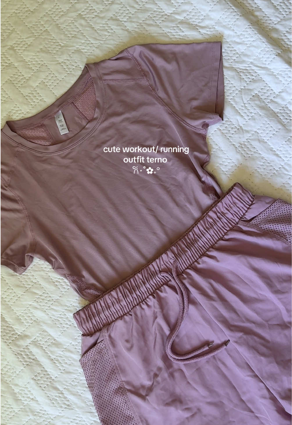 affordable running outfit for women 🏃‍♀️💨 #foryou #fyp #Running #runningshorts #runningoutfit #runningshortsforwomen #sportswear #sportsshorts #cuterunningoutfitforwomen #runner 