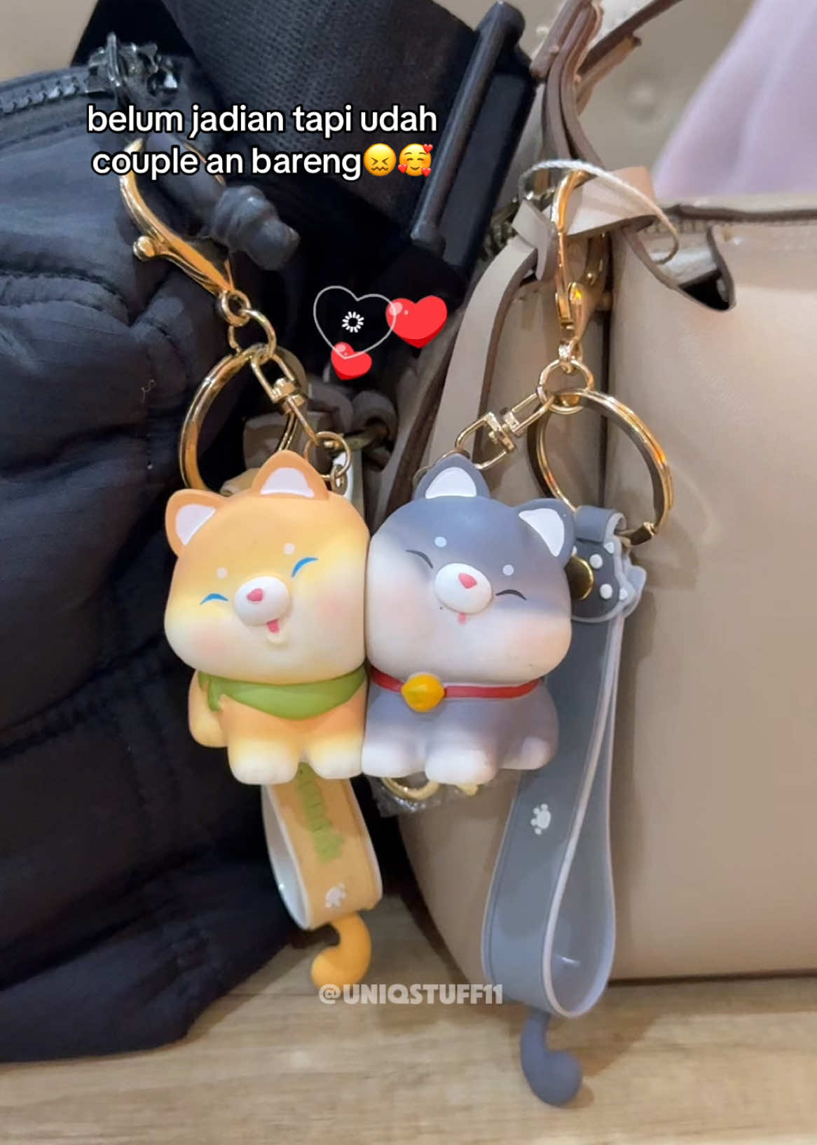 ga mau berharap lebih tapi cwe mana si yg ga seneng😭🫠🥰#keychain #keychaincouple #keychainlucu 