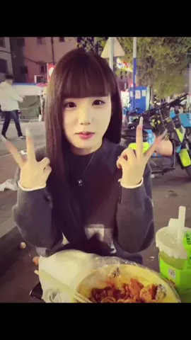 @带点社会的甜妹 #xhtiktok #xhhhhhhhhhhhhhhhhhhhhhhh #doyyin #xhuongtiktok 