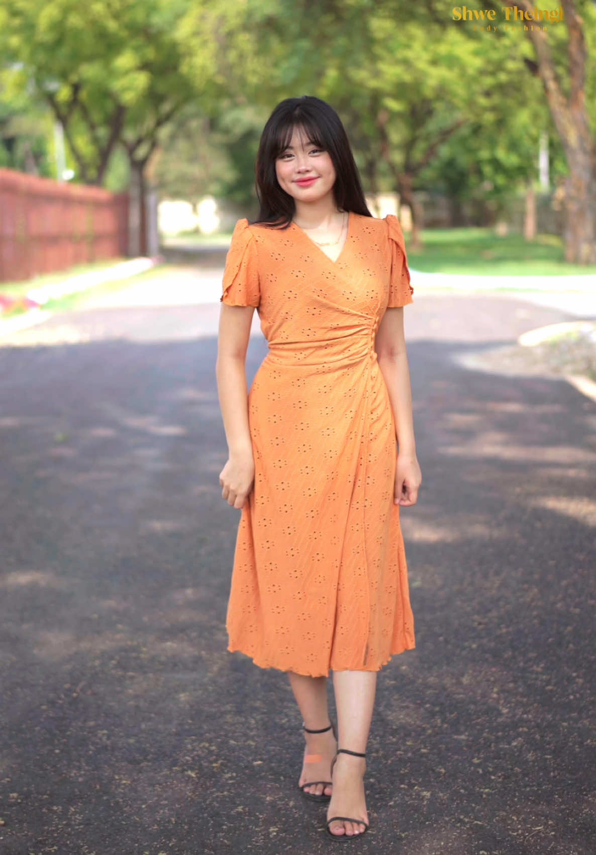 ပွဲတက်ပိတ်ဖောက်ဆွဲဇာဂါဝန်လှလှလေးတွေ 👗💖 #ပိတ်ဖောက်ဆွဲဇာဂါဝန်❤️ #dress #outfitideas #shwetheingiladyfashion 