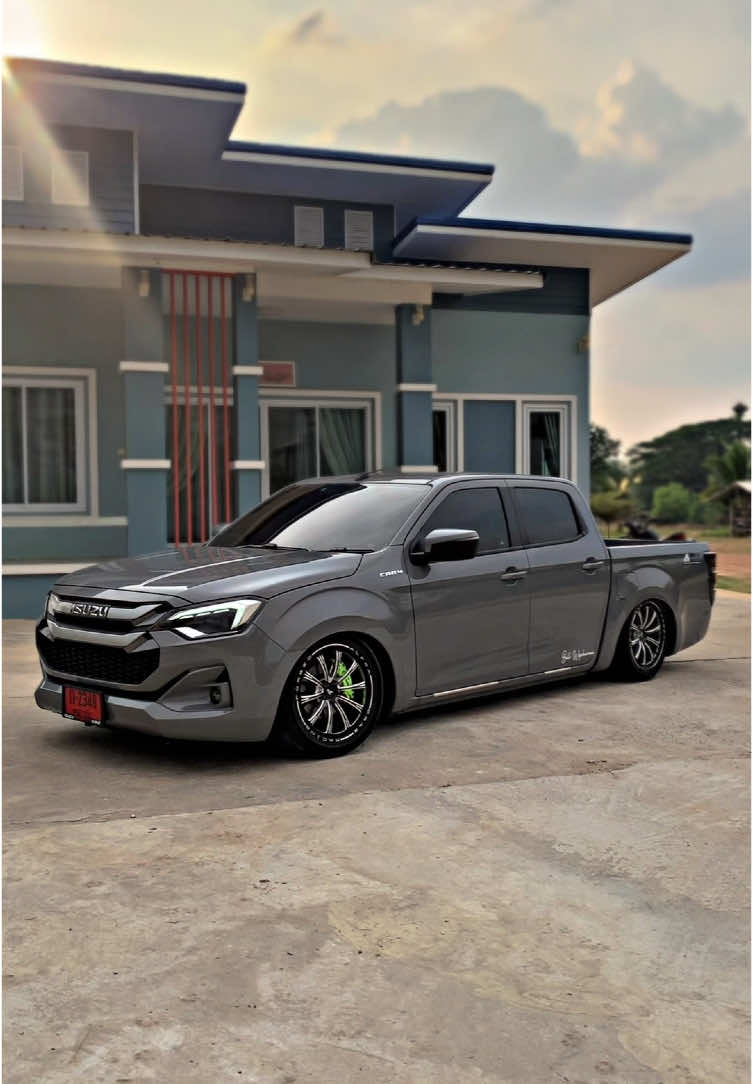รถไม่หล่อแบบเขา เลยต้องเหงาแบบผม🤦🏻🛻 #ฟีด #isuzu2025 #อาร์ทการยางเกาะโพธิ์ #D2 #วัยรุ่นพกถุง #โคราช 