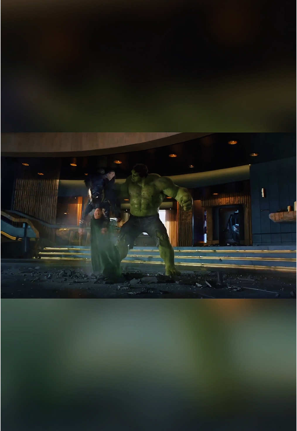 “Puny God”😂😂#marvel #moviescene #movieclips #avengers #theavengers #loki #lokiodinson #hulk #thanos #hulksmash 