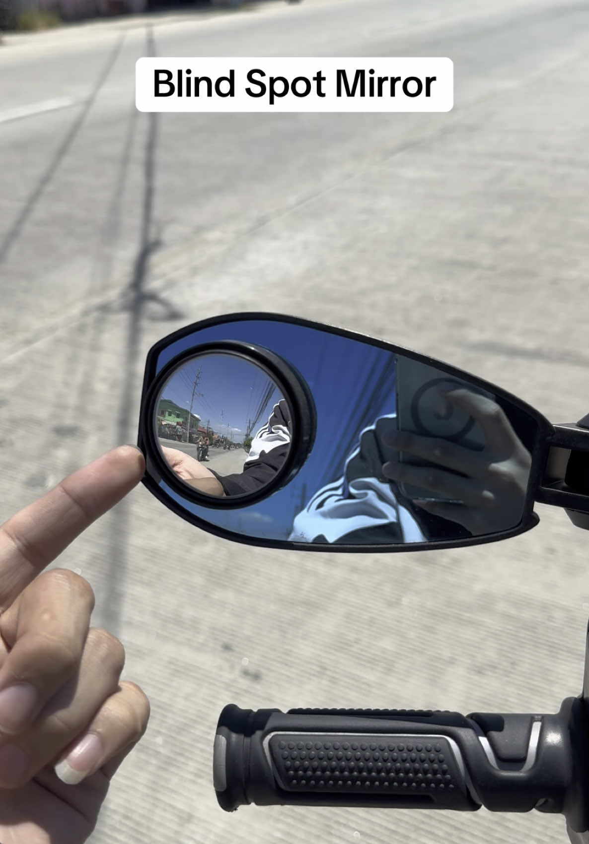Safety First Accesories mga lodiii🖤 #fyp #foryou #safety #accessories #motor #motorcycle #mirror #360 #blindspotmirror #adjustable 