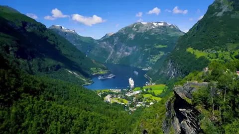 Surat Al-Ikhlas ;سُورَةُ ٱلْإِخْلَاصِ  #coran #prophetmuhammad #halal #hadith #islam #ramadan #vue