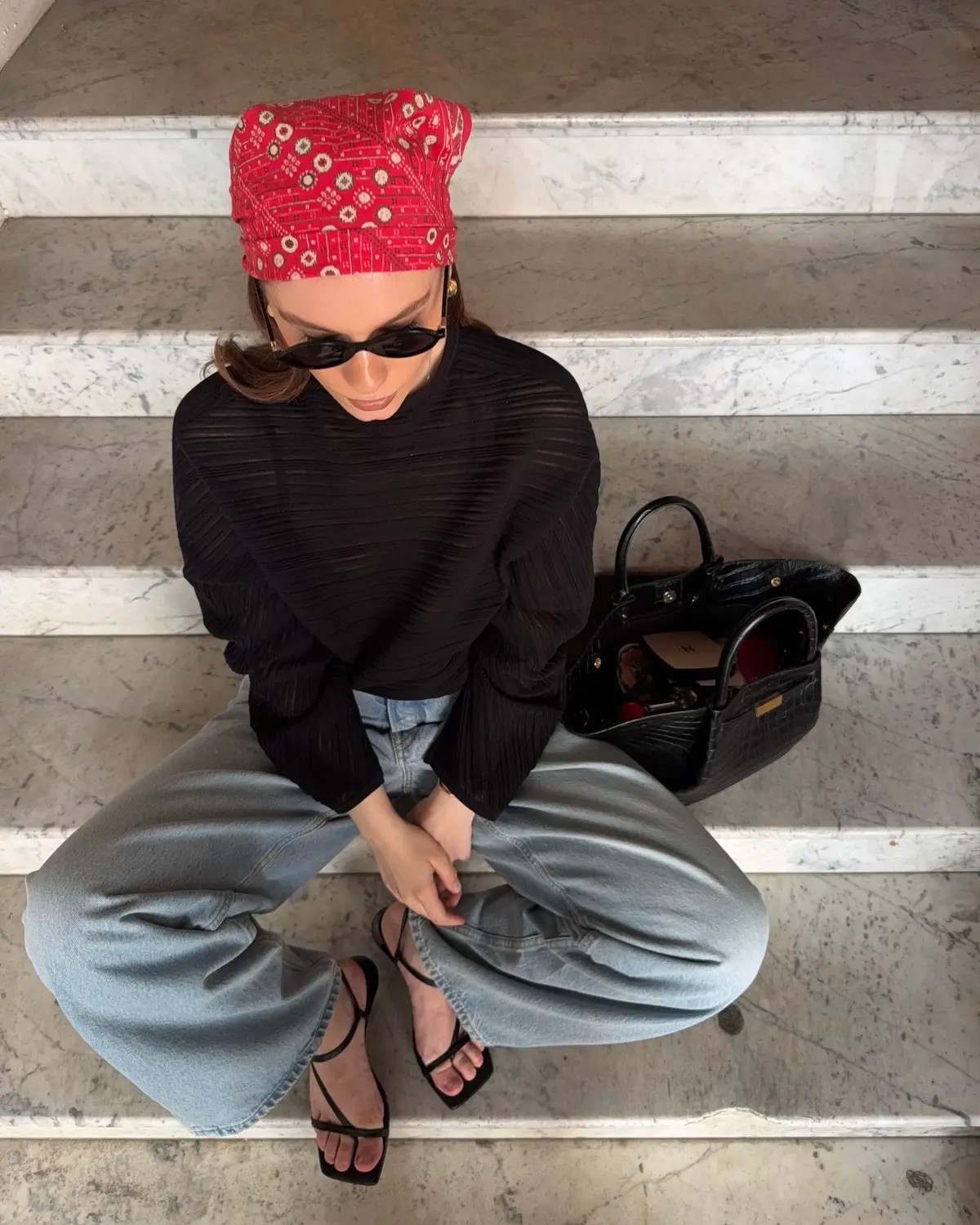 fit is fitting sun is sunning berlin is berlining life is worth living <3 #OOTD #springfits #springstyle #springoutfitinspo #parisianchic #peonyseason 