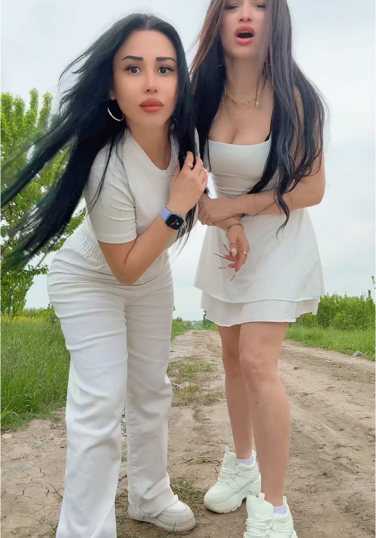 Sonda yixilmisdog yaxsiki burda dusmuyub😂🥰
