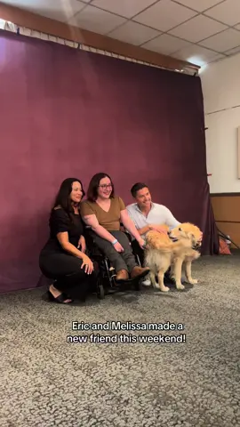 We all love dogs here 🥹 #ericwinter #melissaoneil #therookie #savinglivescon 