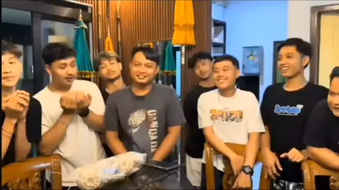 cepat atau lambat itu semua akan terjadi😔❤️‍🩹 ngeditnya sambil nangis pliss😩, hiraukan suara ku😭😭 #gsky #garudawisnusatriamuda #srotoptv #kusumawaraofficial #y2kcrew #sanggargwsm #magelang24jam #fypp #foryou #foryoupage #xybca #rasenengskippp📵 