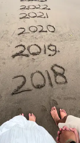Happy anniversary 7 tahun sayang, ga kerasa ternyata hubungan kita udah sejauh ini ya cantikk @F L O 🌸 🤍 #anniversary #lovestory #athousandyears #trendpantai #pantaidate #bucin #foryou #pasangancouple #fyppppppppppppppppppppppp #fyp 