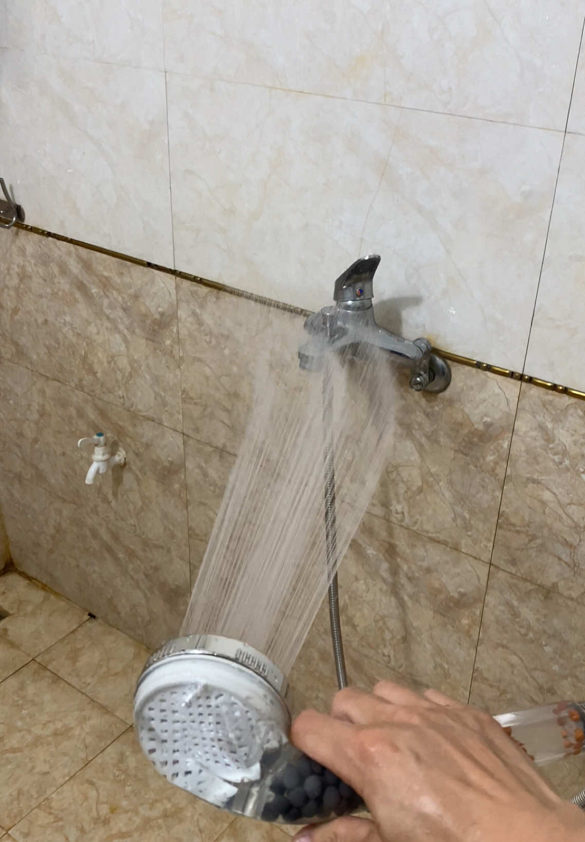 Bộ Vòi Sen Tăng Áp Lọc Nước #thinhhanh #xuhuong #giadungtienich 