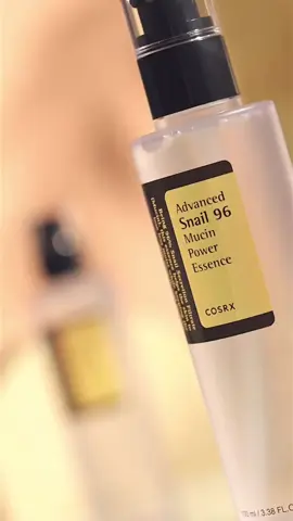 Cosrx Advanced Snail 96 Mucin Power Essence.🐌🐌 This essence has a 96% snail secretion filtrate for super intense repair and hydration. It has the ability to repair everything from dry patches, to acne breakouts while helping zap hyperpigmentation #cosrx96snailmucin #cosrx #cosrx96 #cosrxsnailessence #fyp #foryou #fypシ゚ 